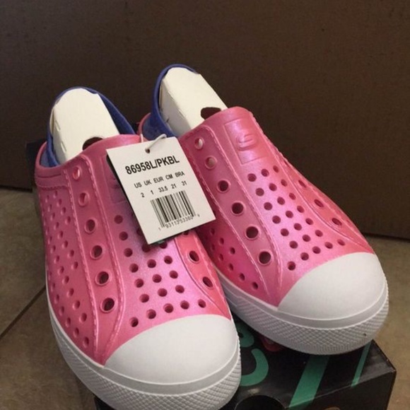 BRAND NEW girl skechers Cali guzman step in shoes size 2Y (waterproof) - Picture 7 of 8